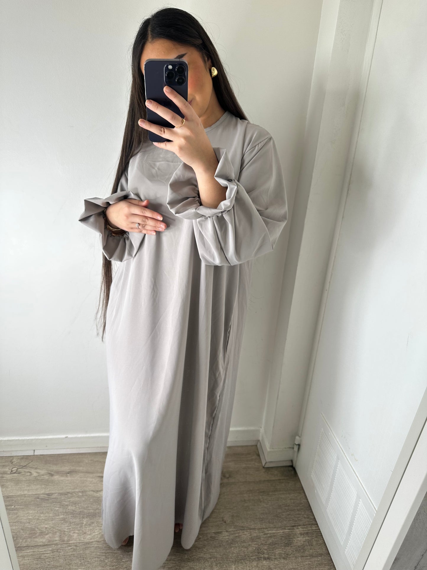 Abaya gris
