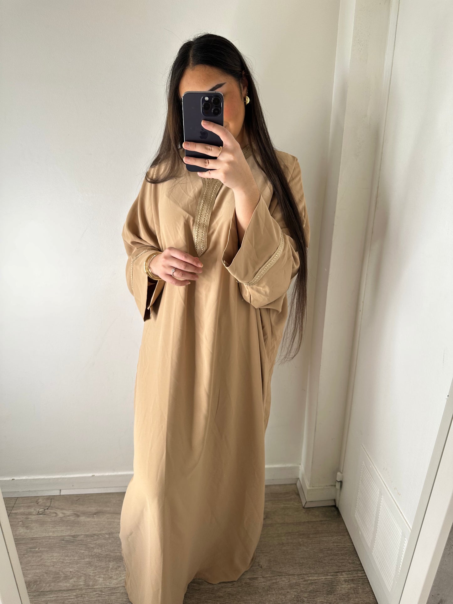 Abaya papillon camel