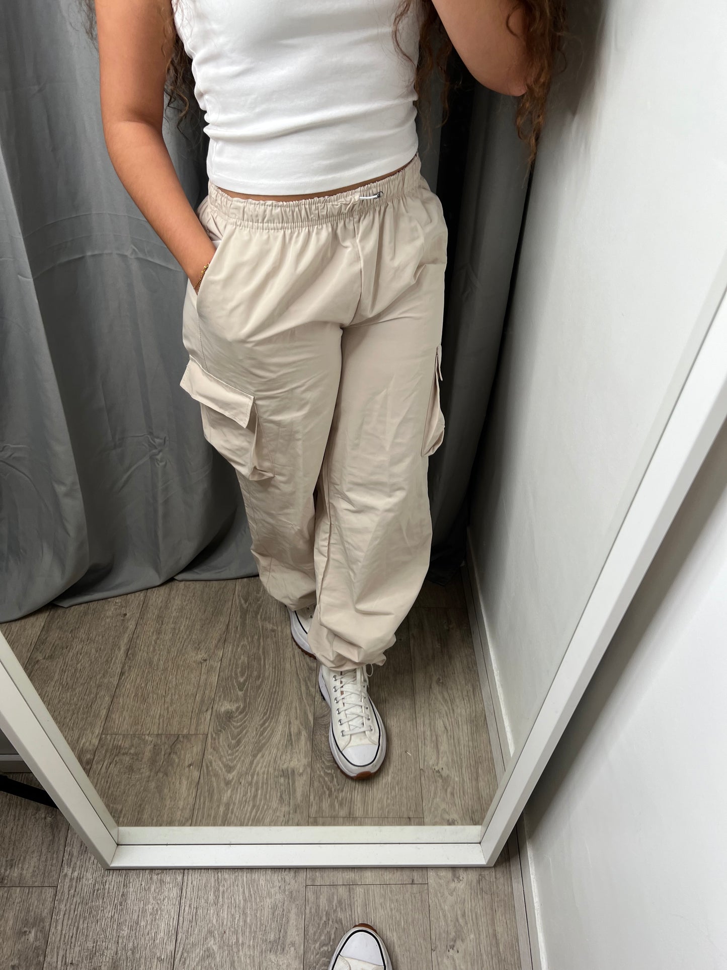 Cargo parachute beige