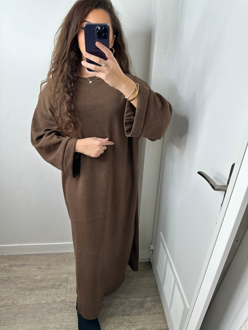 Robe vel marron