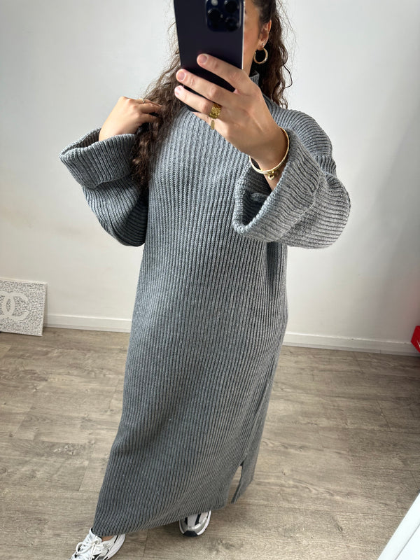 Robe en laine gris foncé sans fente