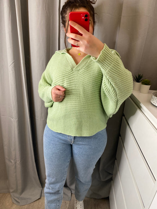Pull col en v vert pomme